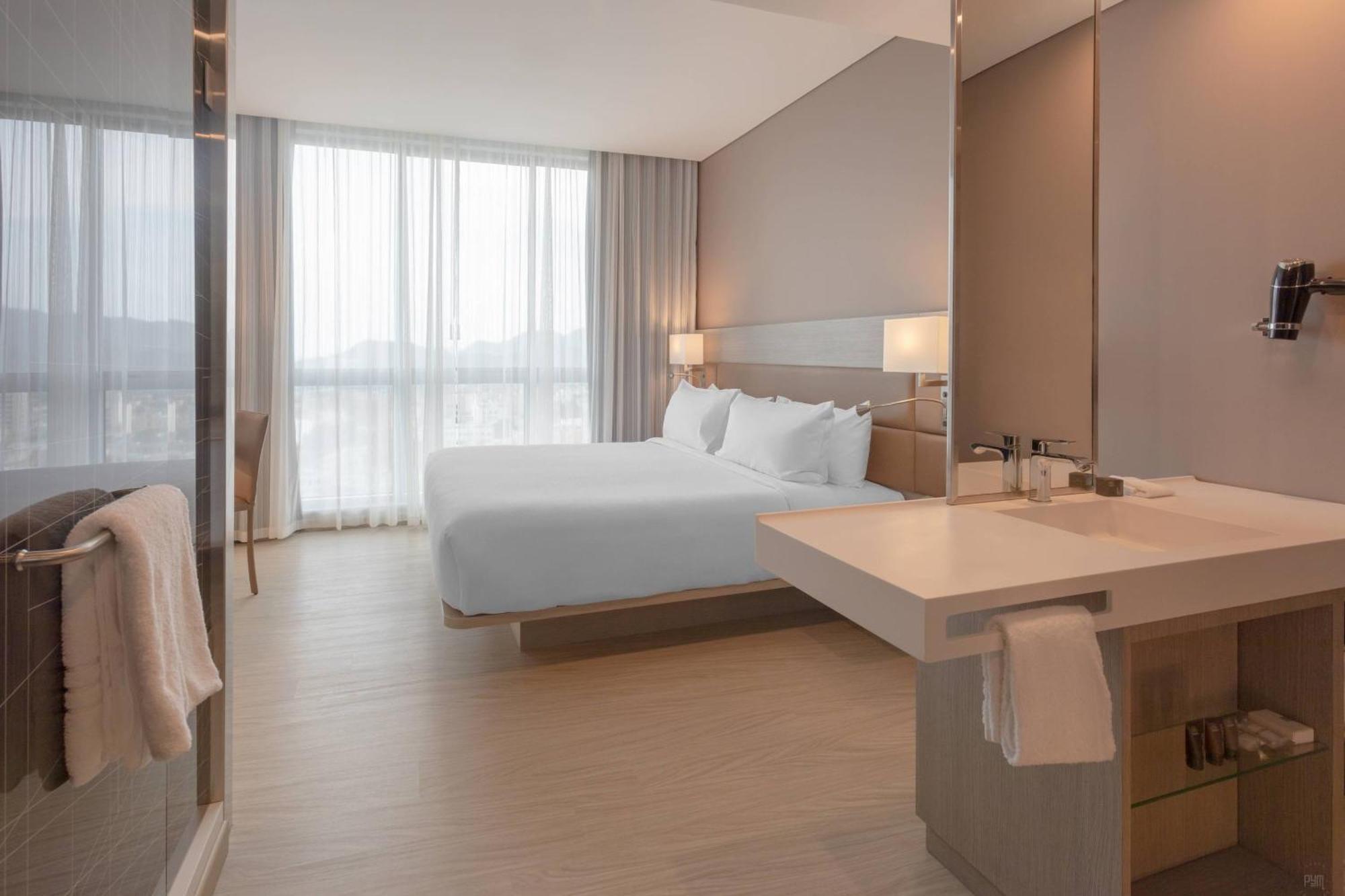 Ac Hotel By Marriott Santa Marta Dış mekan fotoğraf